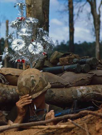 Christmas-in-Vietnam-1987-Bettman-Corbis